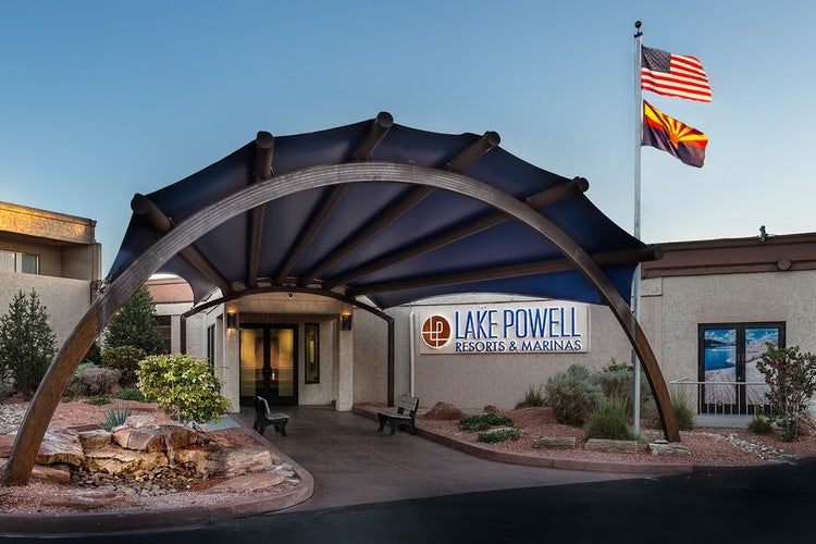 exterior view of the guest entrance at Lake Powell Resort